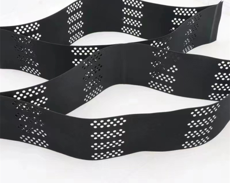 Geocell Installation in Slope Erosion Control