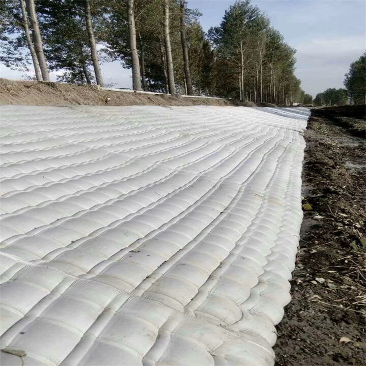 الخرسانة المشكلة بالنسيج