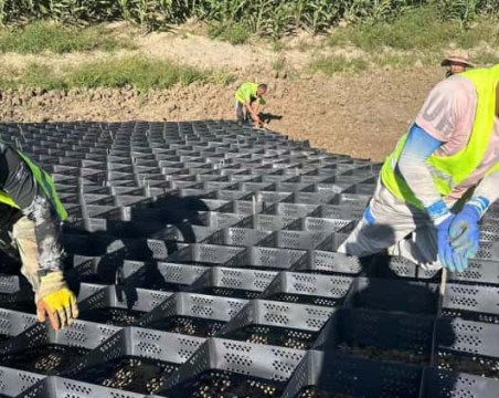 Geocell Erosion Control