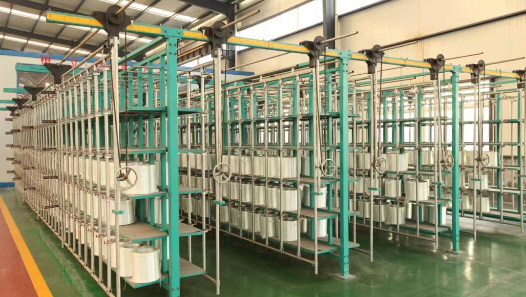 Geocomposite of Polyester Geogrid and Nonwoven Geotextile Geocomposite of Polyester Geogrid and Nonwoven Geotextile