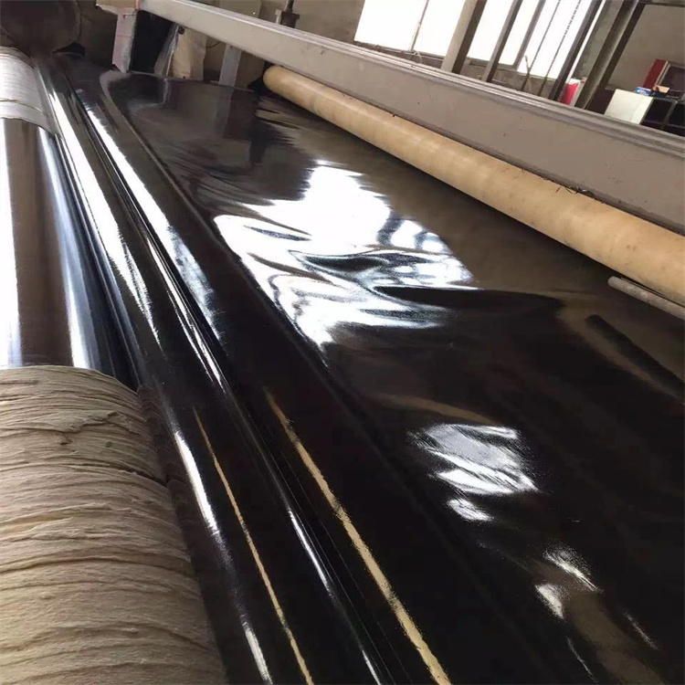 غشاء أرضي من البولي إيثيلين عالي الكثافة