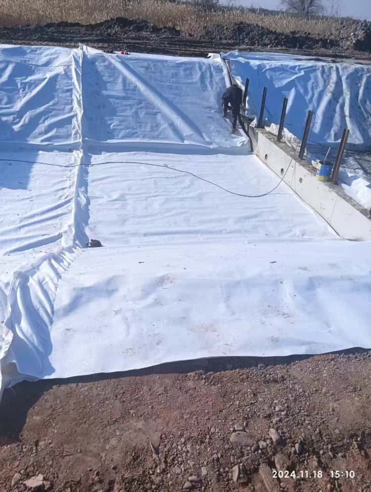 White Nonwoven Geotextile