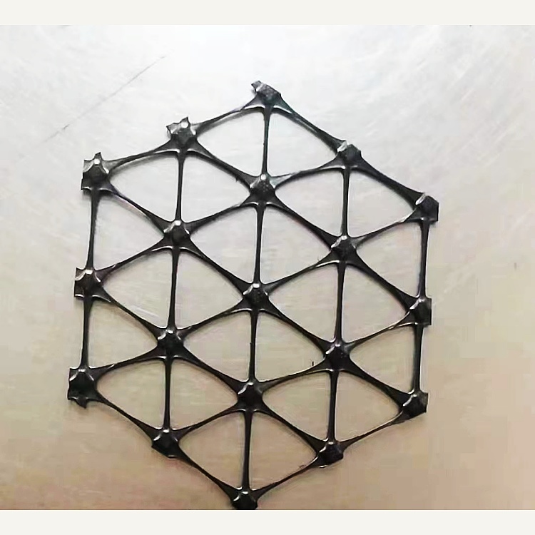 طبقة أساسية لتثبيت شبكة جيوجريد ثلاثية المحاور من البولي بروبيلين الأسود